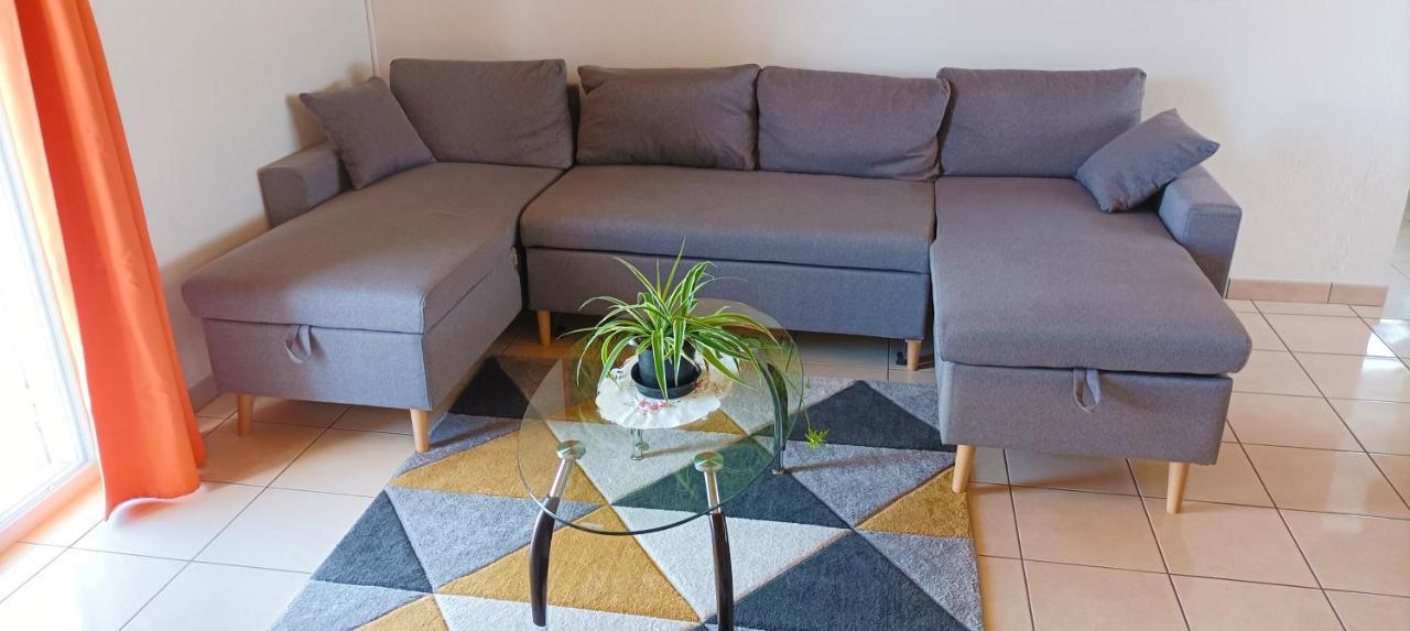 Villa Ou Appartement A Saint-Andre Reunion Buitenkant foto