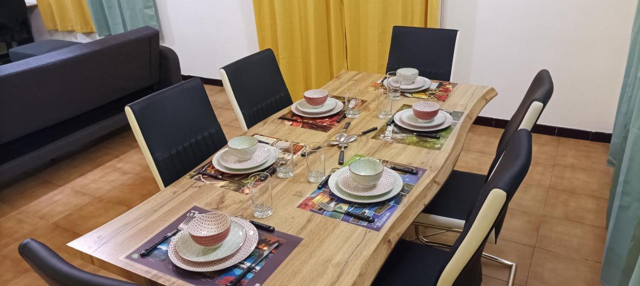 Villa Ou Appartement A Saint-Andre Reunion Buitenkant foto
